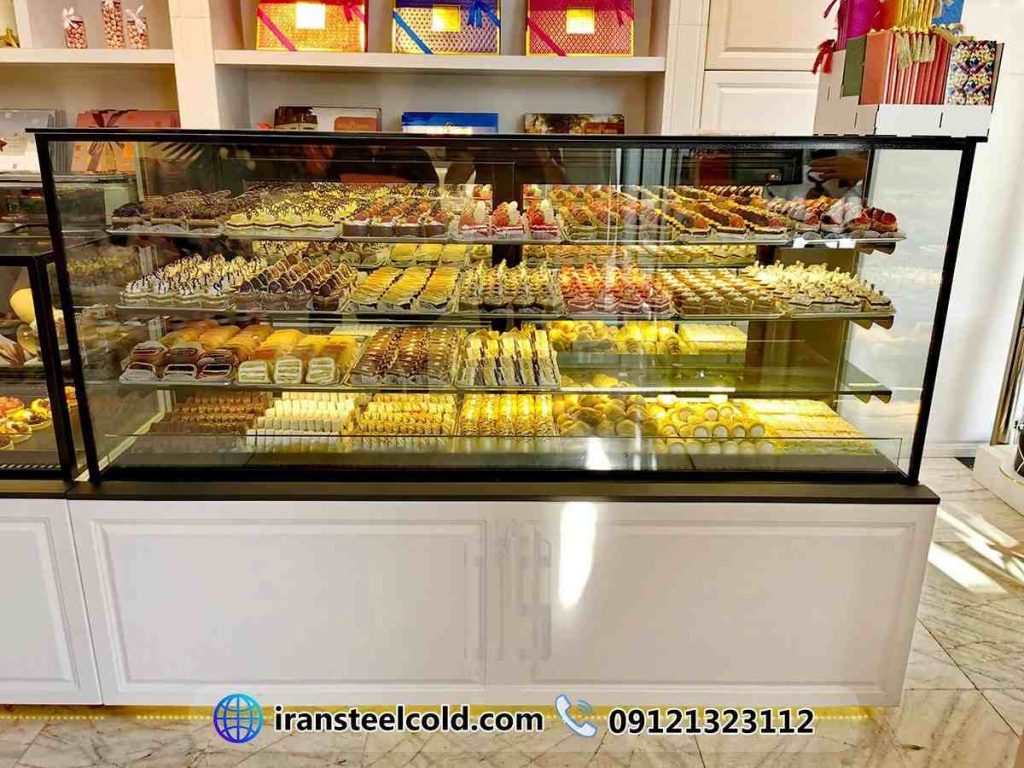 یخچال قنادی و شیرینی فروشی