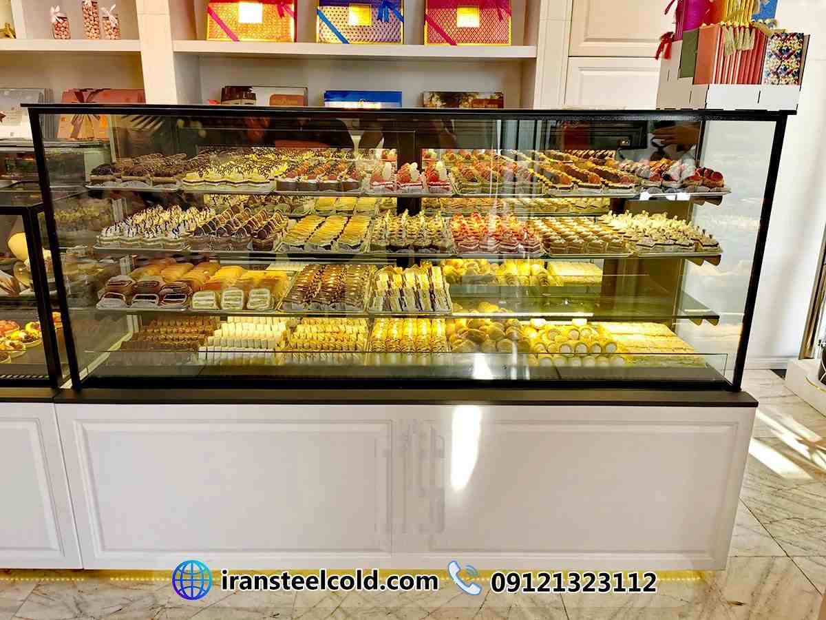 یخچال قنادی و شیرینی فروشی